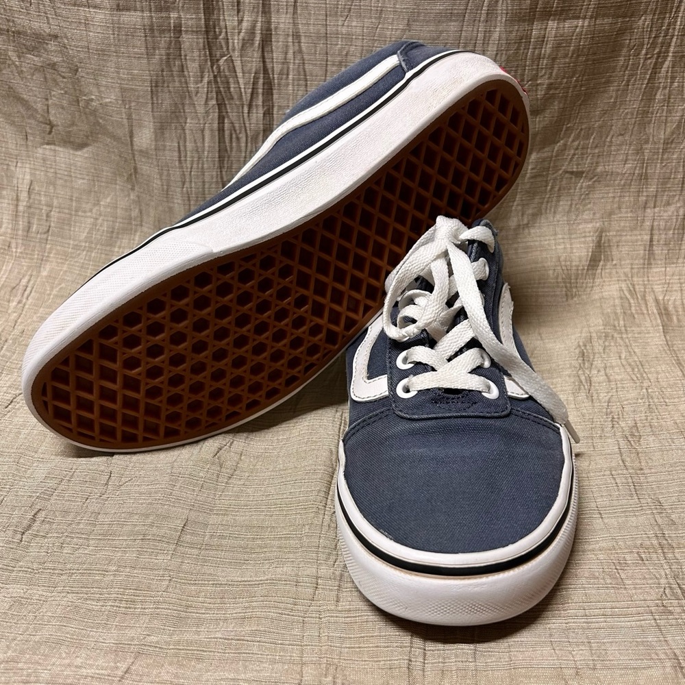 Vans Blue and White Old Skool Canvas Sneakers US SIZE 8.5 - Picture 6 of 8